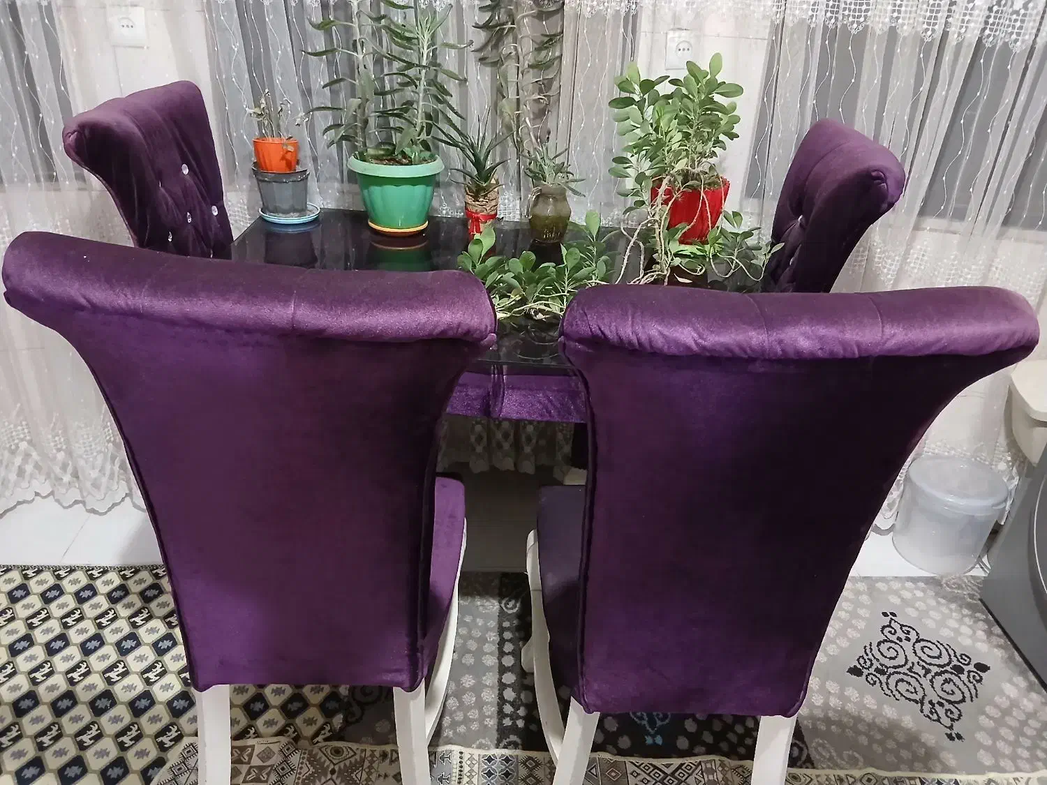 میزناهارخوری۴نفره.قیمت۳میلیون تومان.|میز و صندلی غذاخوری|آبیک, |دیوار