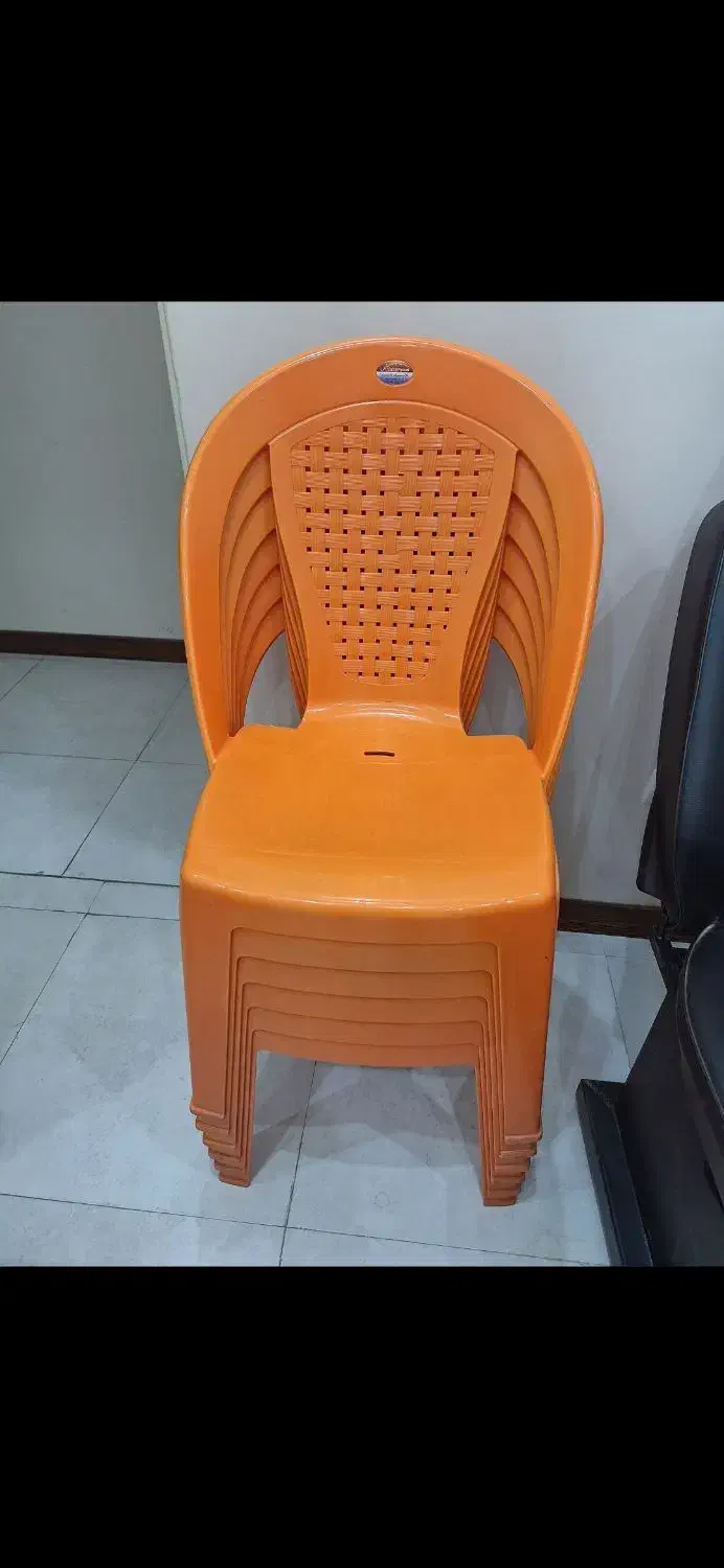 صندلی پلاستیکی|صندلی و نیمکت|بروجرد, |دیوار