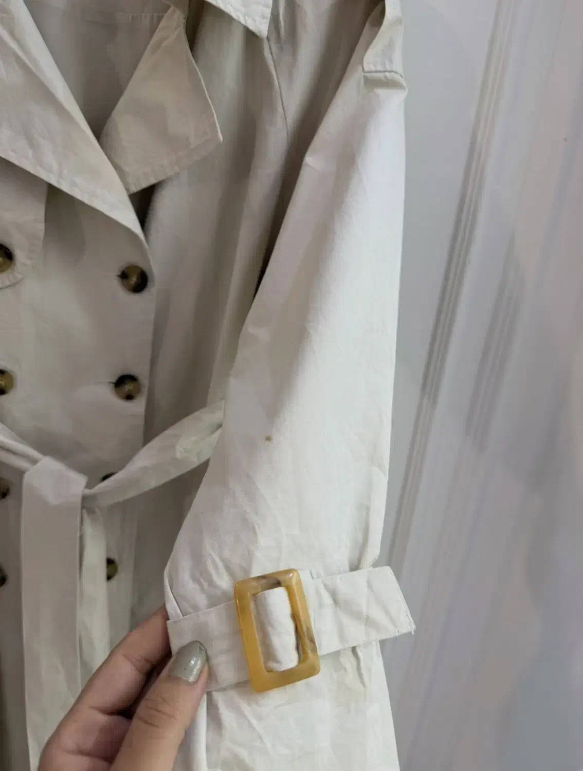 دو عدد ترنچکت، تک نسخه با کیفیت بی مشابه|لباس|اندیشه, اندیشه فاز ۳|دیوار