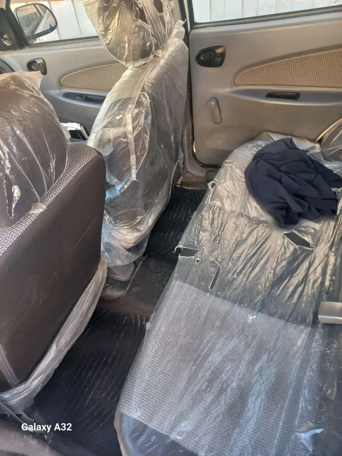 تیبا صندوق دار دوگانه|خودرو سواری و وانت|اصفهان, سروستان|دیوار