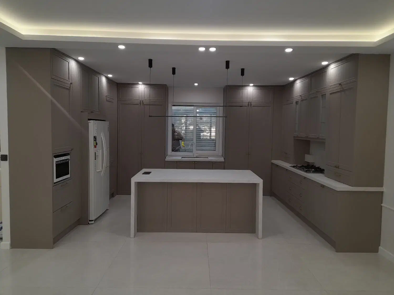 ساخت و نصب کابینت و کمد دیواری و مرتبط با ان|خدمات پیشه و مهارت|تهران, شهرک ولیعصر جنوبی|دیوار