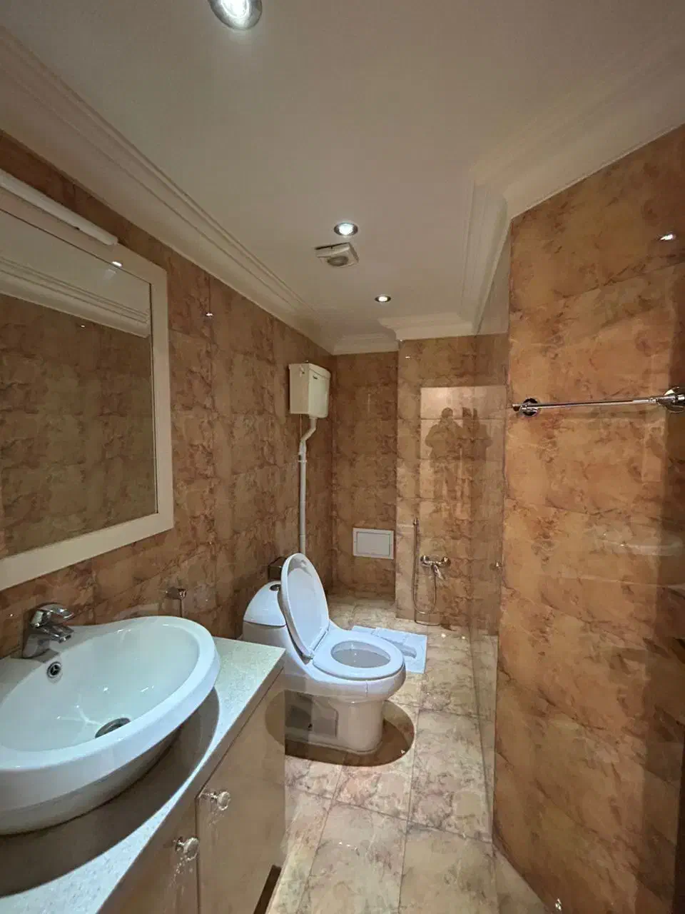 ۲۲۰ متر ۳ خواب تاپ لوکیشن الهیه