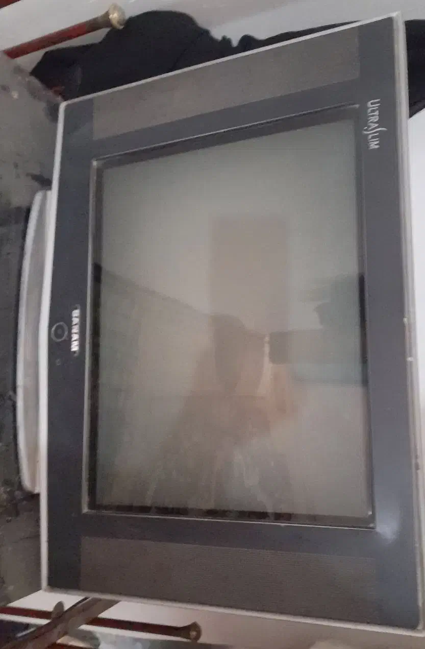 تلویزیون ۲۱ اینچ|تلویزیون و پروژکتور|زابل, |دیوار