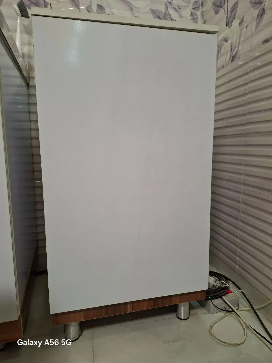 میز و کانتر|میز تحریر و کامپیوتر|اصفهان, جلالیه|دیوار