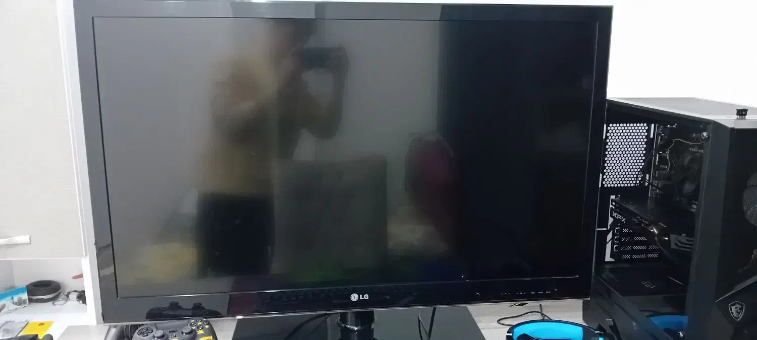 تلویزیون ۴۲ اینچ|تلویزیون و پروژکتور|ارومیه, |دیوار