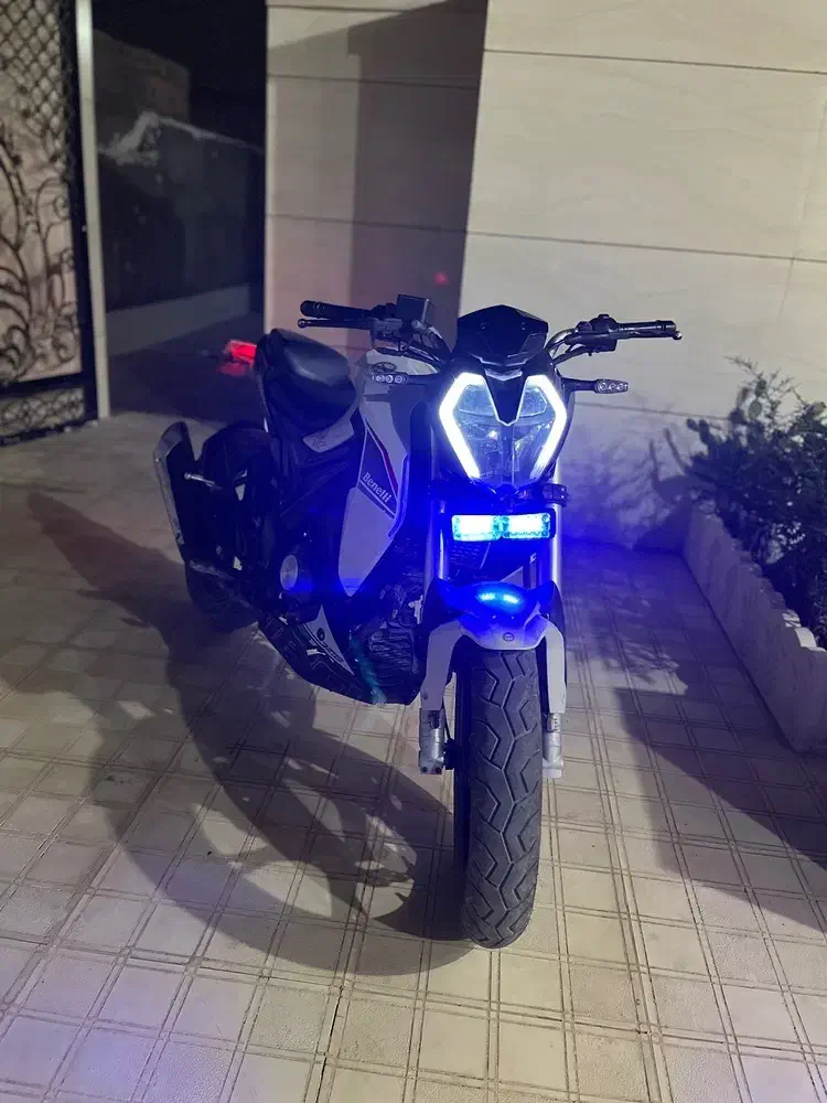 بنلی 180s|موتورسیکلت|رشتخوار, |دیوار