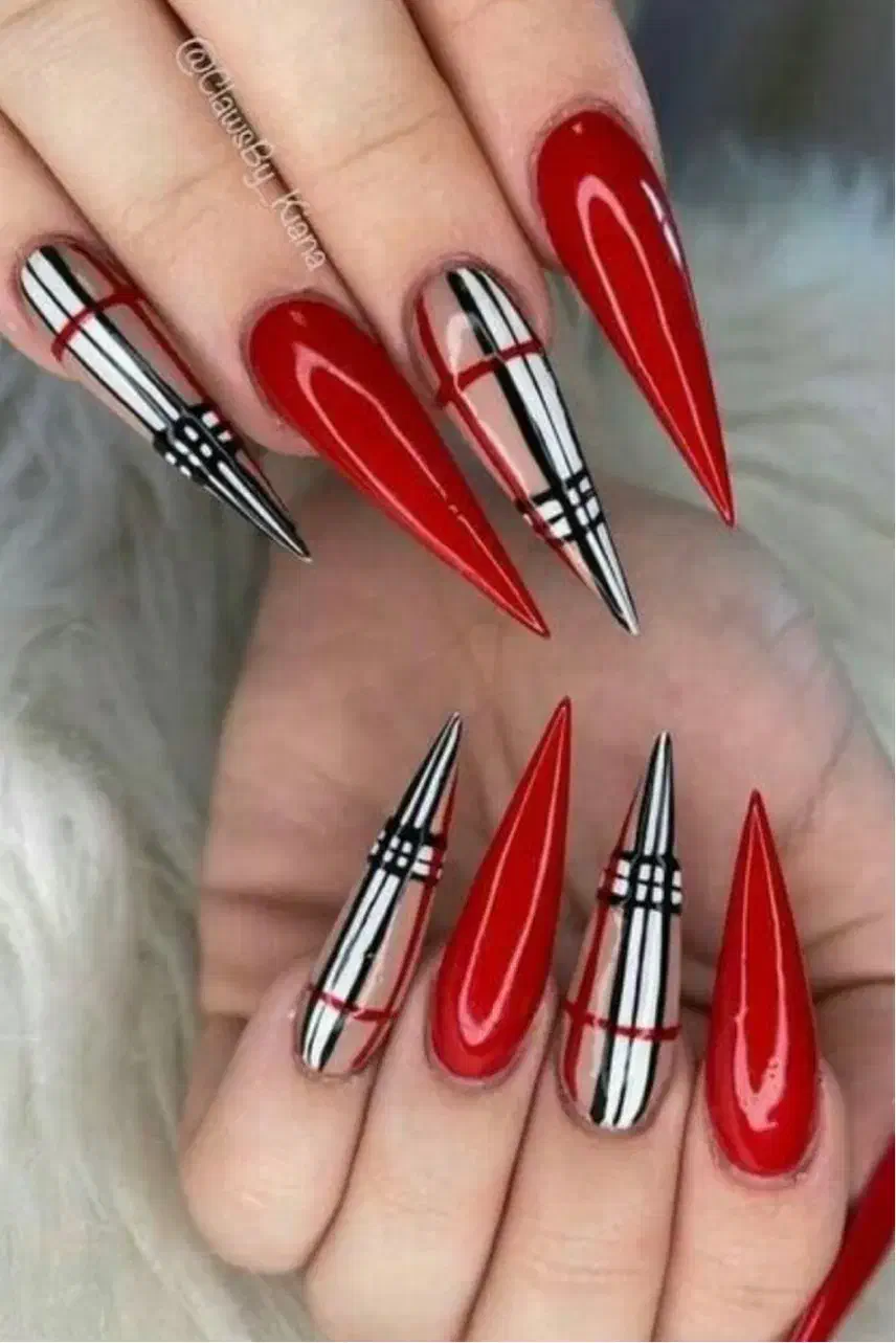 مژه کار و ناخن کار حرفه ای|استخدام درمانی، زیبایی، بهداشتی|تهران, سعادت‌آباد|دیوار