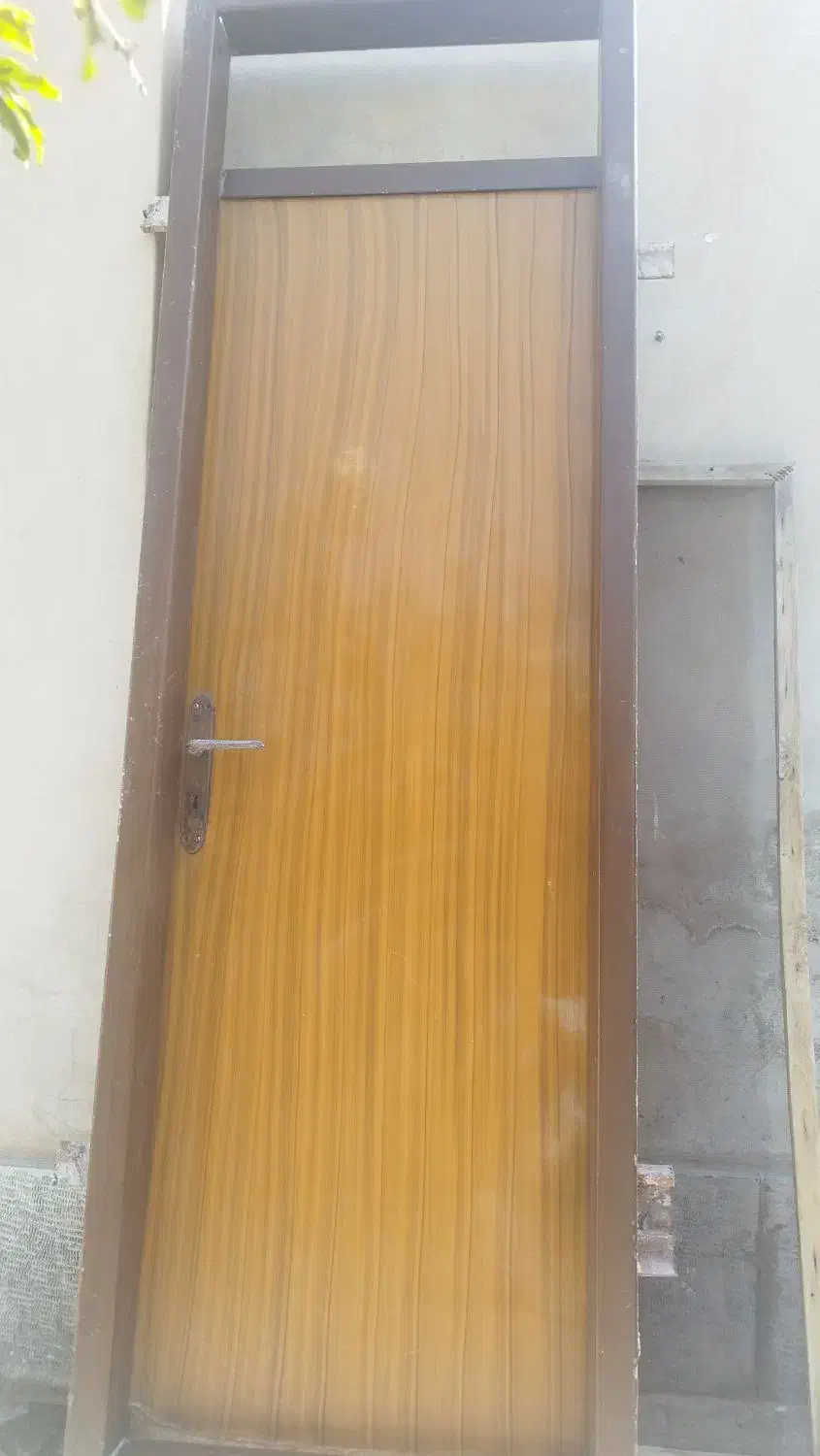 درب با چهار چوب آهنی|مصالح و تجهیزات ساختمان|فردوس (خراسان), |دیوار