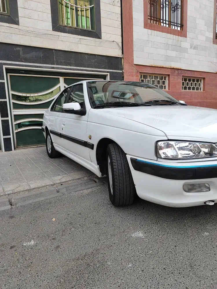 فروش فوری|خودرو سواری و وانت|تویسرکان, |دیوار