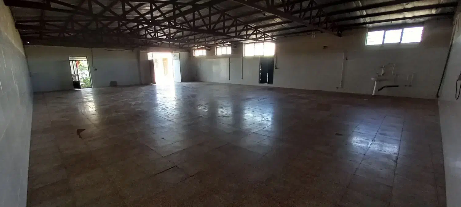 سوله۲۴۰متری آب،برق۳فاز،گاز|اجارهٔ دفتر صنعتی، کشاورزی، تجاری|کرمان, |دیوار