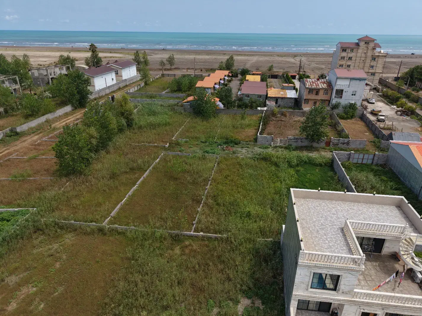 زمین ساحلی درمنطقه شرقگیلان نگینی در سواحل خزر|فروش زمین و ملک کلنگی|رشت, خواهر امام|دیوار