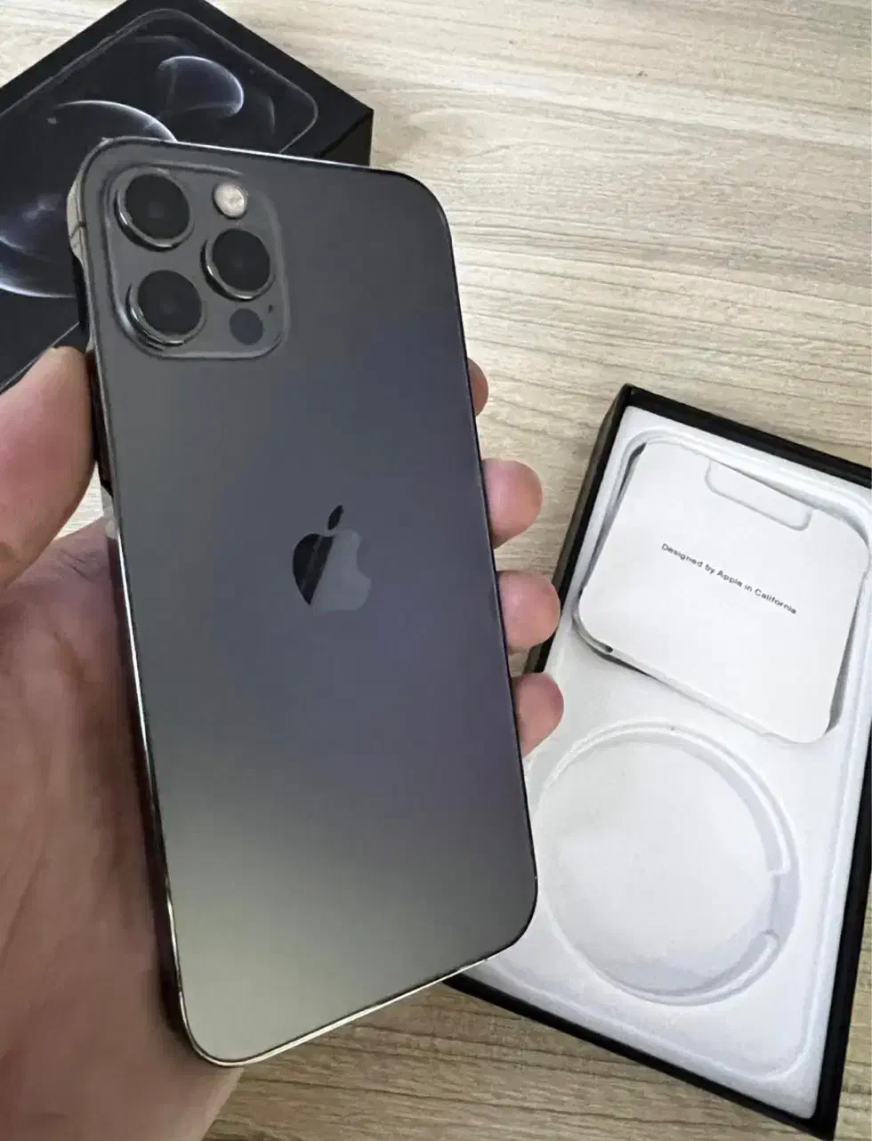 آیفون ۱۲ پرومکس ۲۵۶|موبایل|کرج, کوی امامیه|دیوار