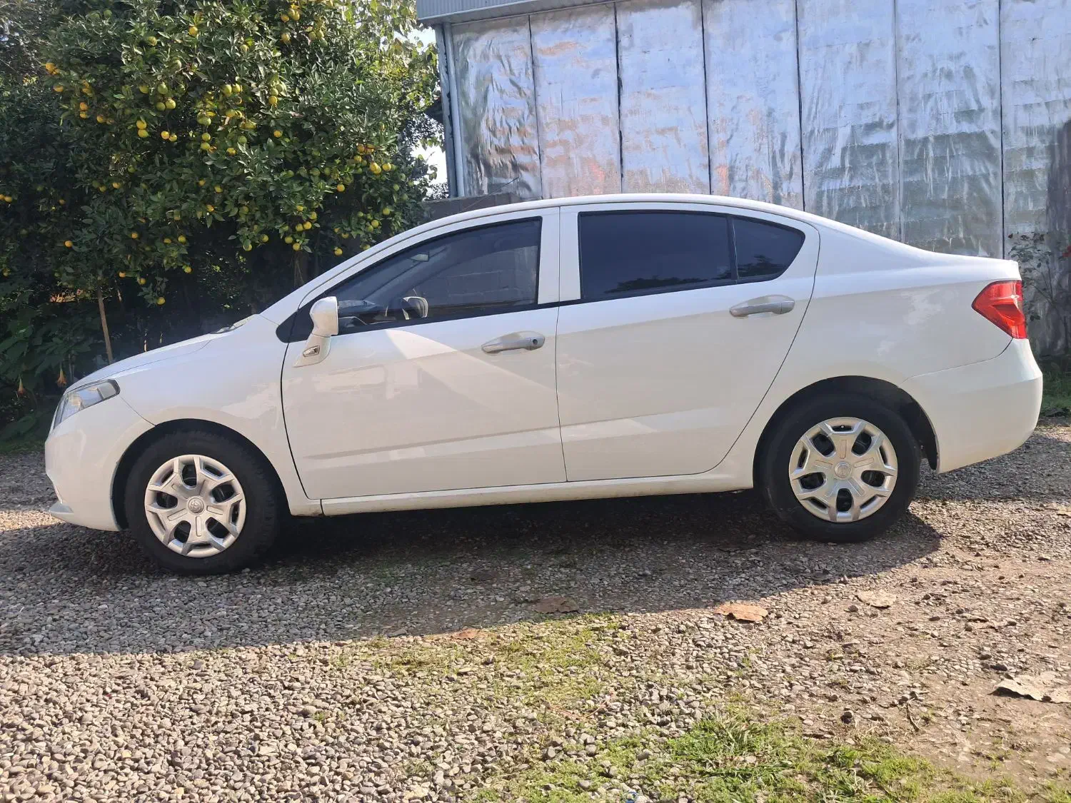 برلیانس ۲۳۰مدل۹۵|خودرو سواری و وانت|رشت, شهرک آیت الله منتظری|دیوار