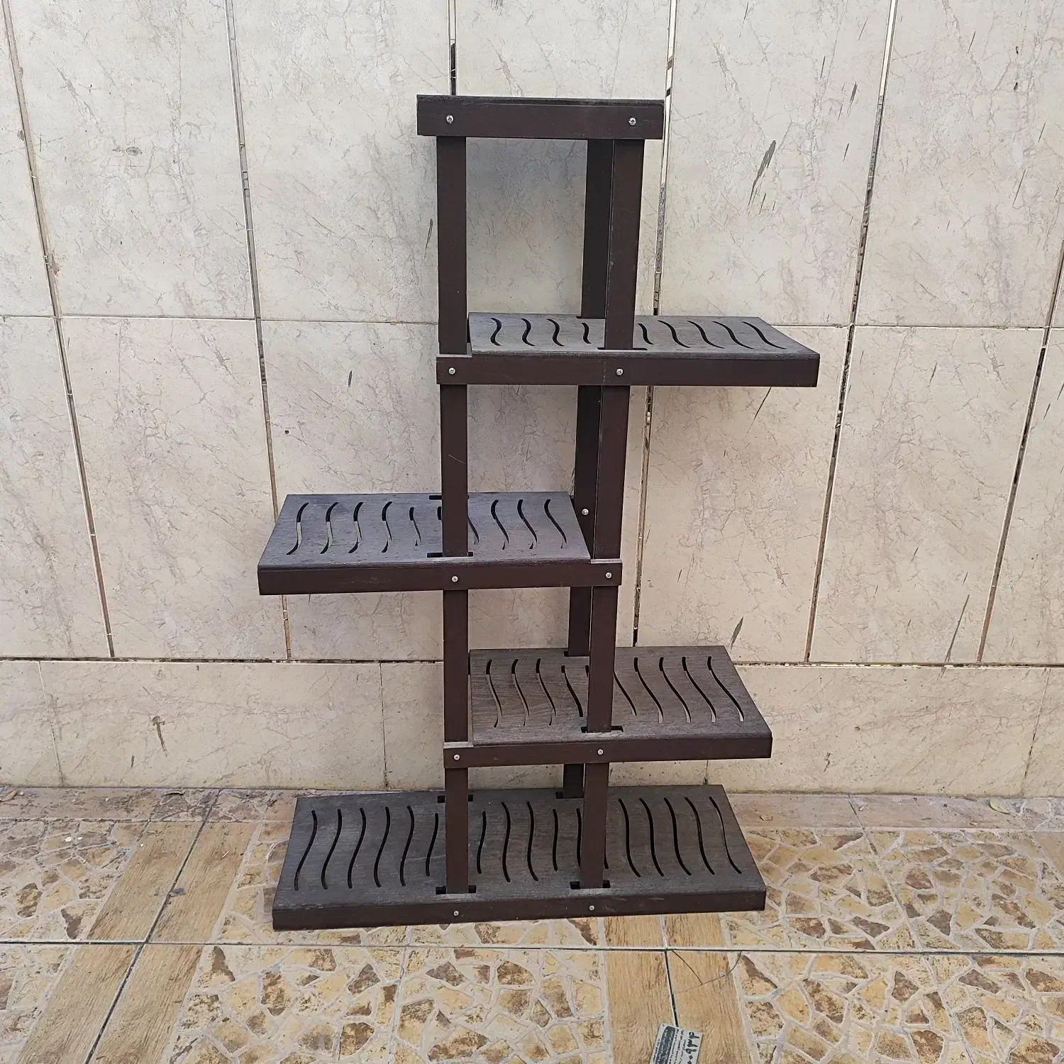 استند گل|کتابخانه، شلف، قفسه‌های دیواری|اصفهان, ملک‌شهر|دیوار