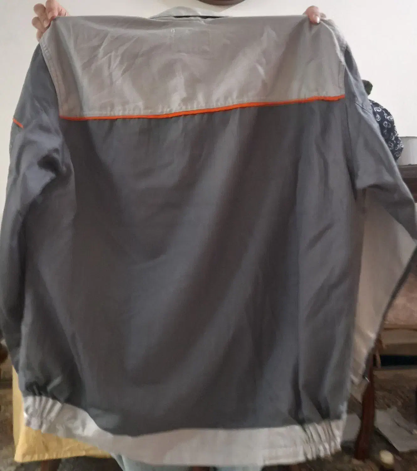 لباس کارنو|لباس|پیشوا, |دیوار