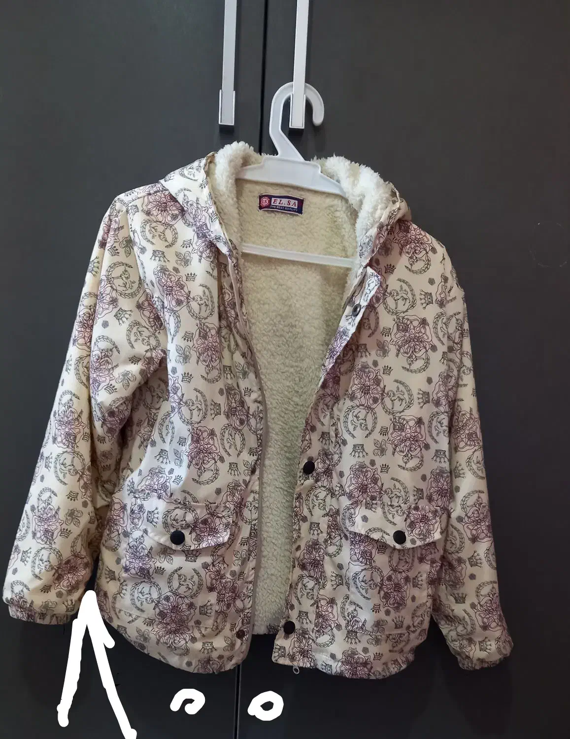 تعدادی  لباس بچگانه  درحد نو|لباس|رشت, سلیمانداراب|دیوار