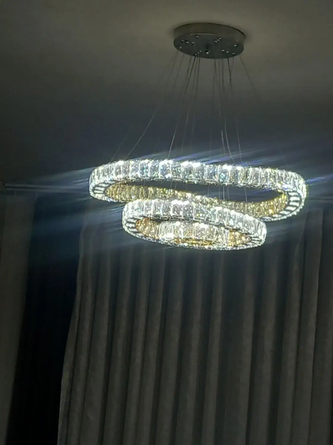 لوستر|لوستر و چراغ آویز|مشهد, کوشش|دیوار