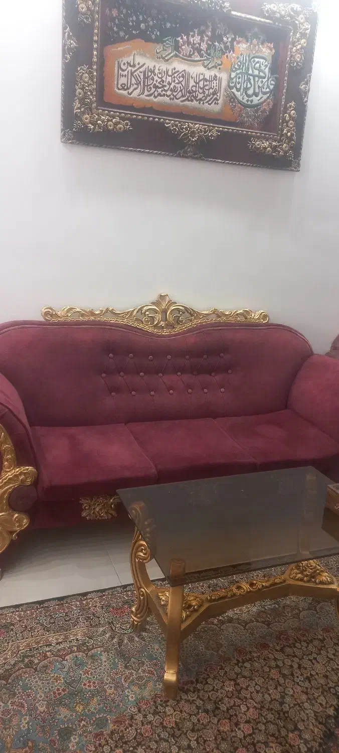 مبل ۷نفره تمیز و سالم و میز بزرگ|مبلمان خانگی و میز عسلی|قم, حکمت شمالی|دیوار