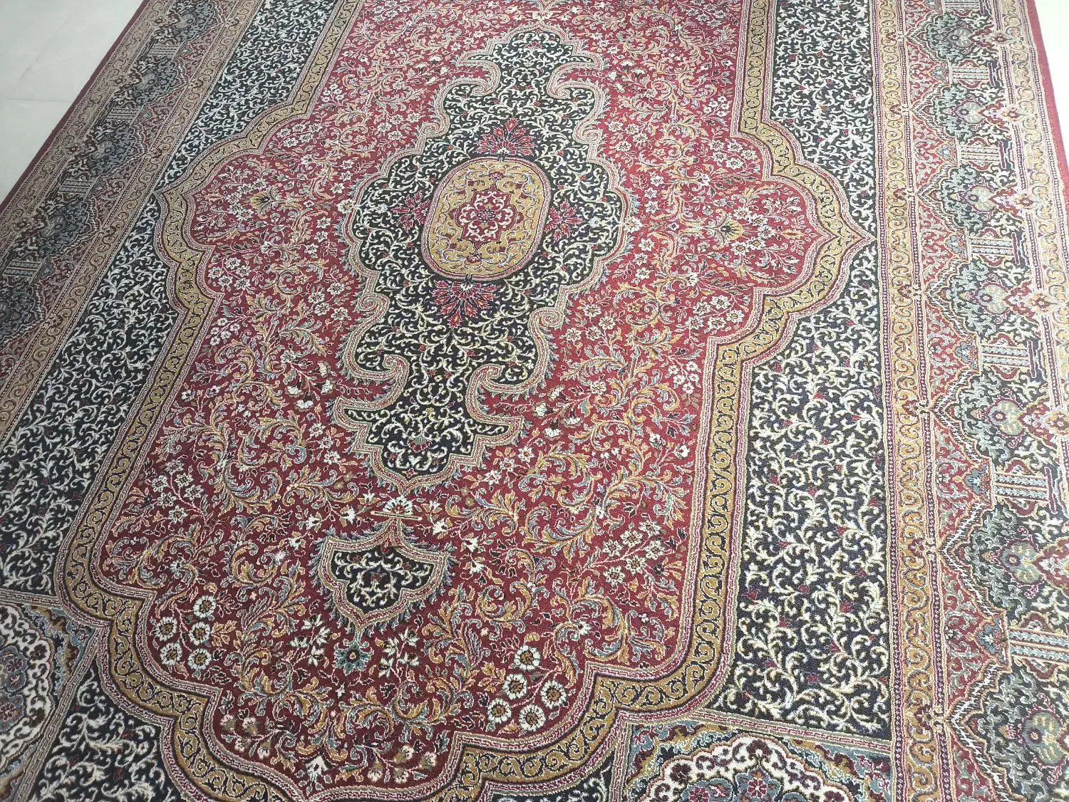 فرش ۹ متری در حد نو|فرش|خوانسار, |دیوار