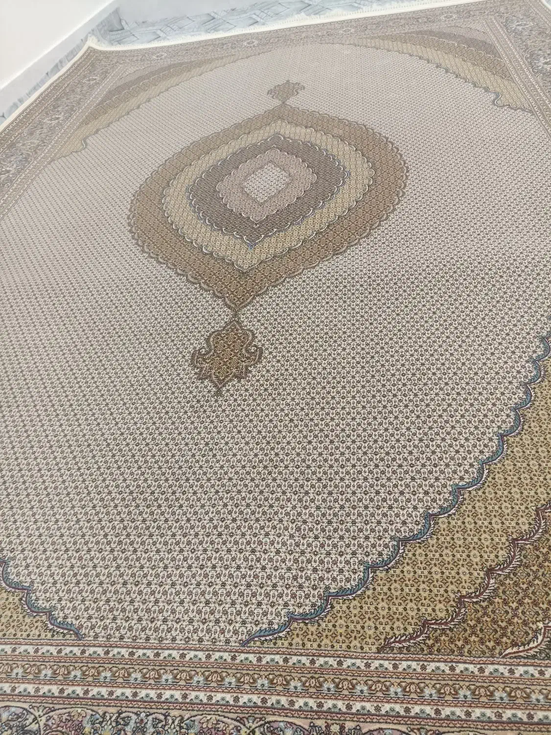 4تخته 9متری 1200شانه|فرش|میاندوآب, |دیوار