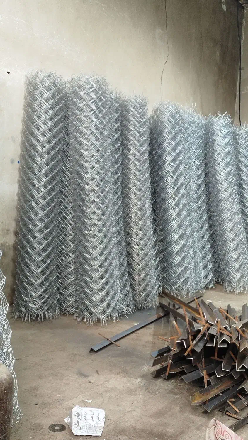 تولیدی و نصب فنس وپایه فنس|عمدهفروشی|شاهدشهر, |دیوار