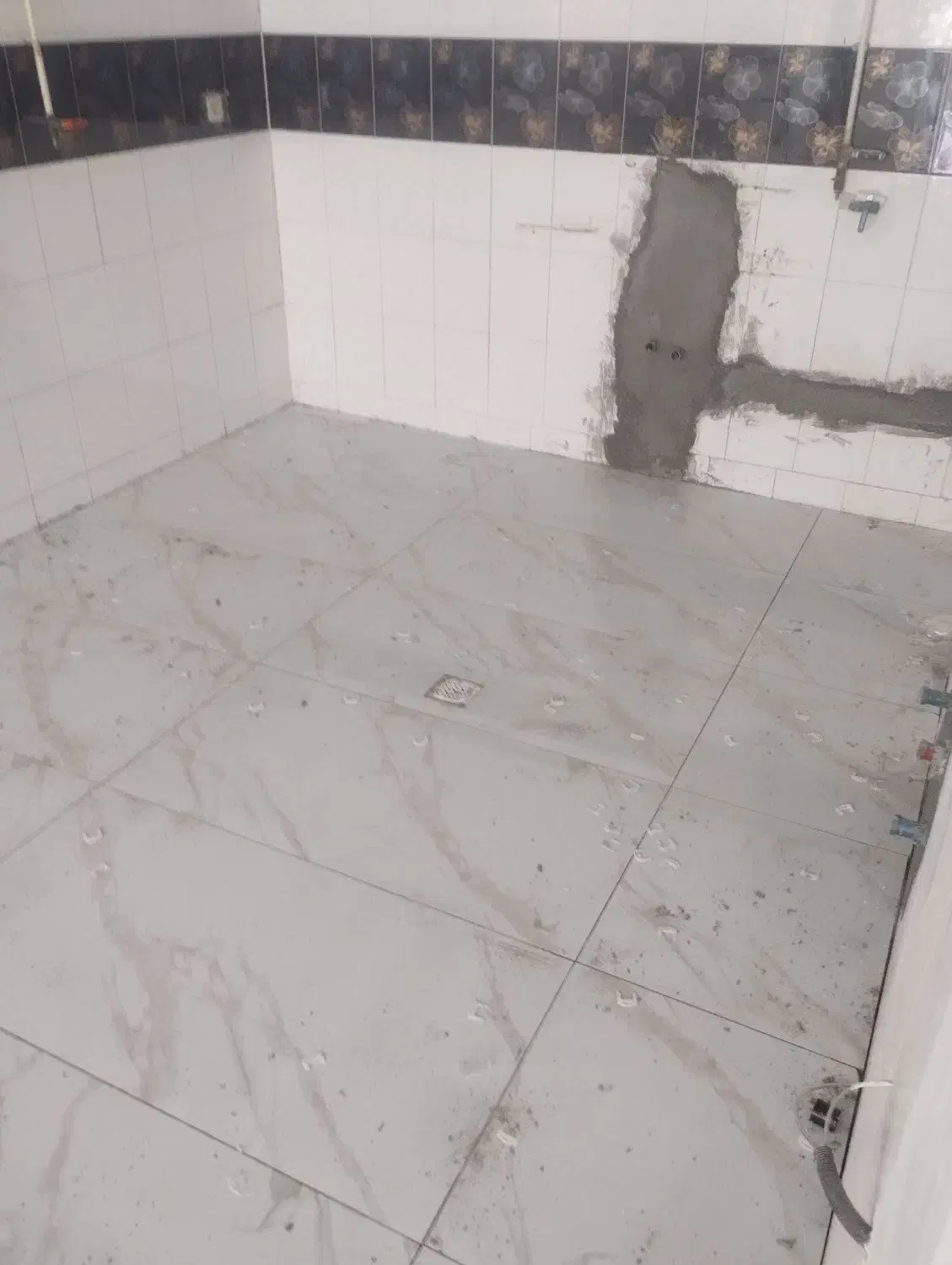 کاشی وسرامیک|خدمات پیشه و مهارت|شهرکرد, |دیوار