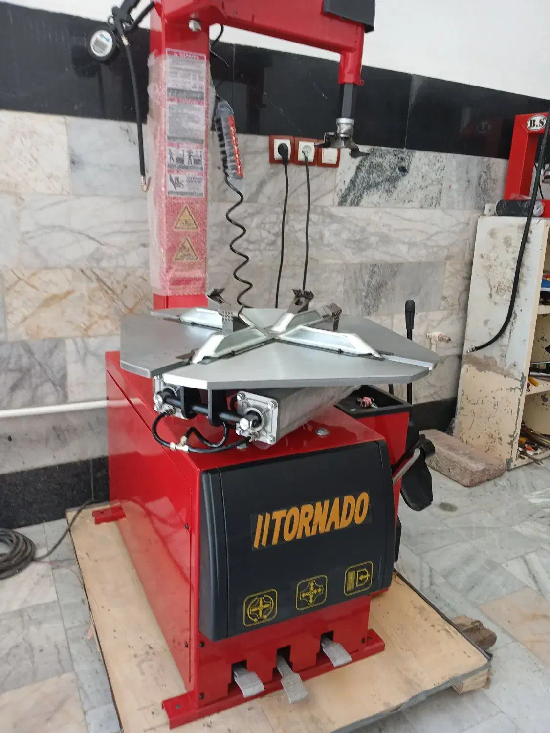 آپاراتی|خدمات موتور و ماشین|گرگان, |دیوار