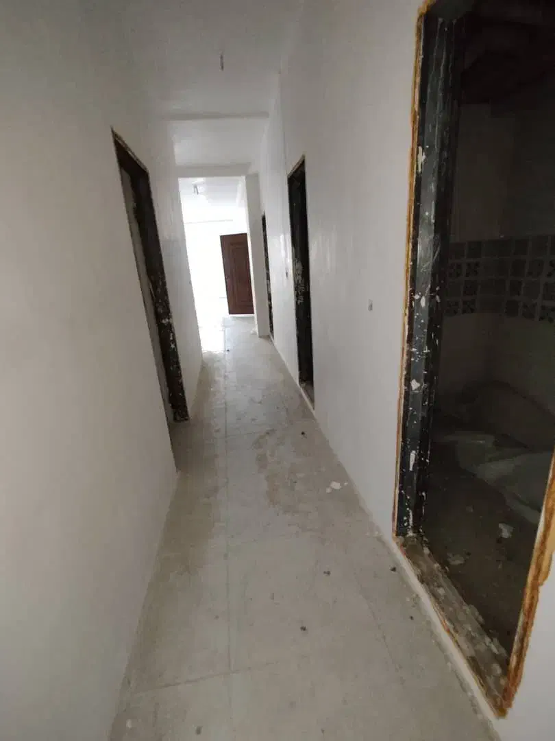 واحد ۱۲۰متری/الغدیر/خ ایران /سازنده و لوکیشن عالی|فروش آپارتمان|دورود, |دیوار