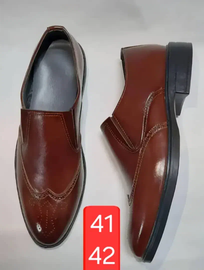 کفش مردانه|کیف، کفش، کمربند|رشت, منظریه|دیوار