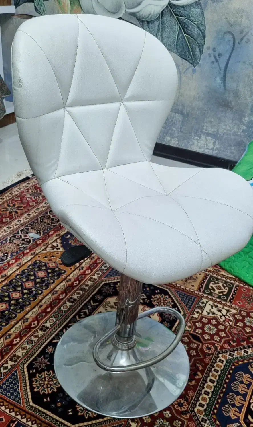 فروش صندلی جک دار با روکش چرم|صندلی و نیمکت|اصفهان, کوی گلزار|دیوار