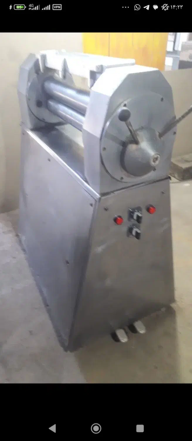 خمیر پهن کن قنادی فوق‌العاده تمیز|فروشگاه و مغازه|مشهد, چهارچشمه|دیوار