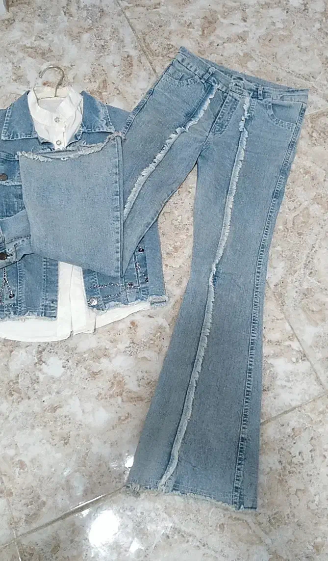 کت لی دخترانه با شلوار دمپا،مانتو چرم نگین دار|لباس|اندیشه, اندیشه فاز ۳|دیوار