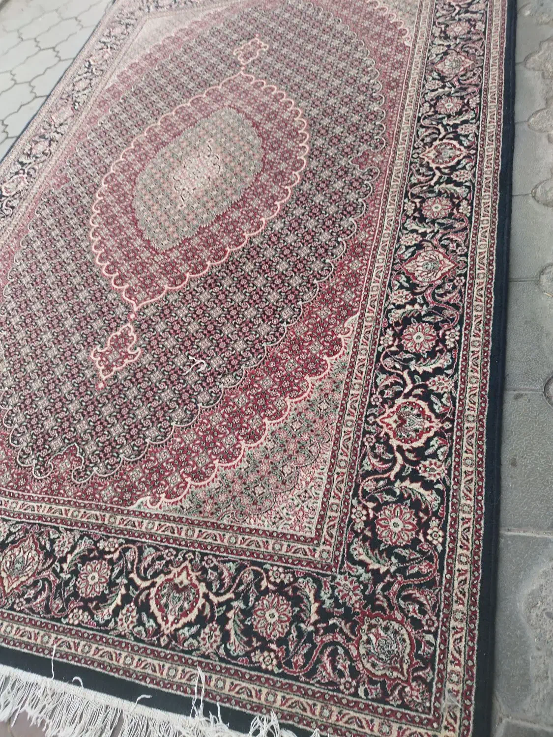 فروش۲۰۰تخته فرش کارکرده در حد نو بصورت تکی و یکجا|فرش|میانه, |دیوار