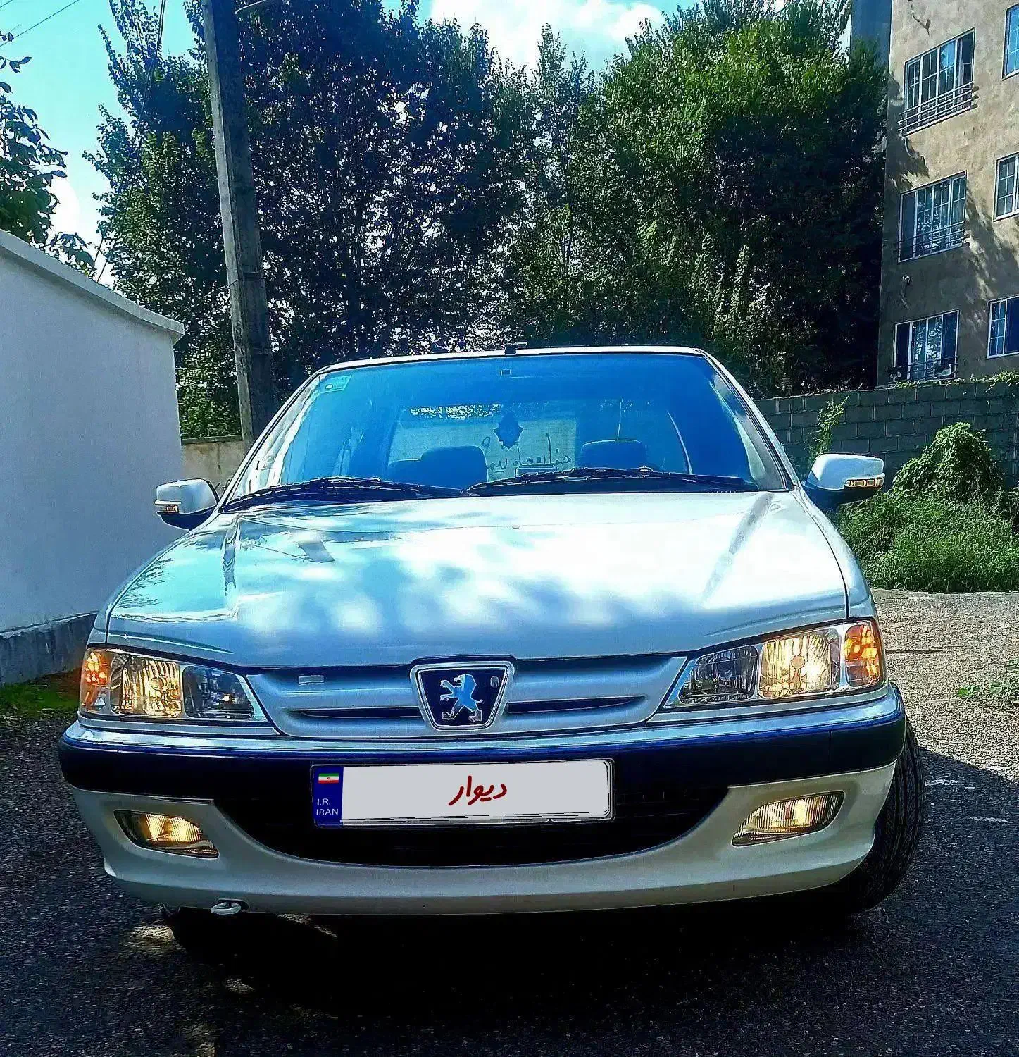 پارس سفیددوگانه شرکت مدل ۹۲بدون خال۱۴۸۰۰۰ تا کار|خودرو سواری و وانت|صومعهسرا, |دیوار