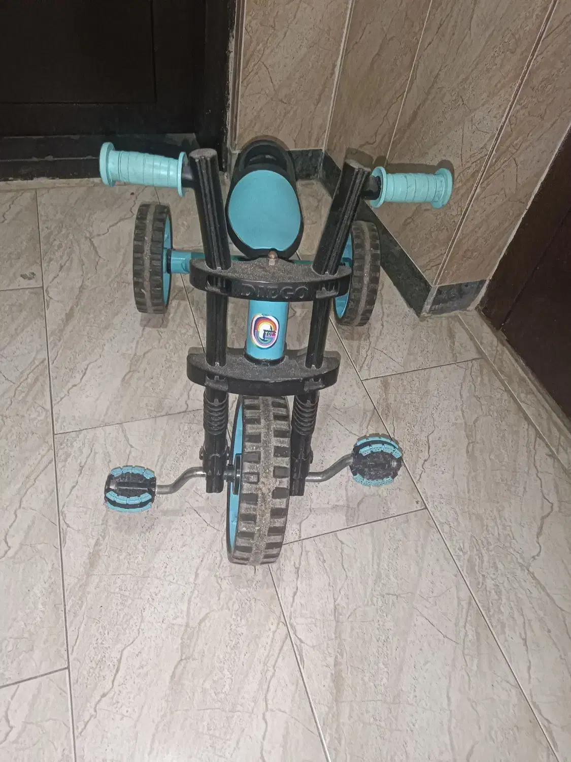 سه چرخه|اسباب‌بازی بچه|تالش, هشتپر|دیوار