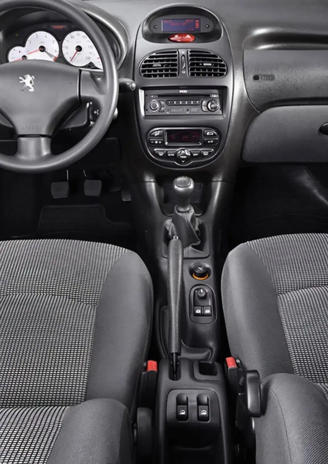 پژو ۲۰۶ تیپ پنج مدل 1396  بدنه بدون نقطه|خودرو سواری و وانت|ابهر, |دیوار