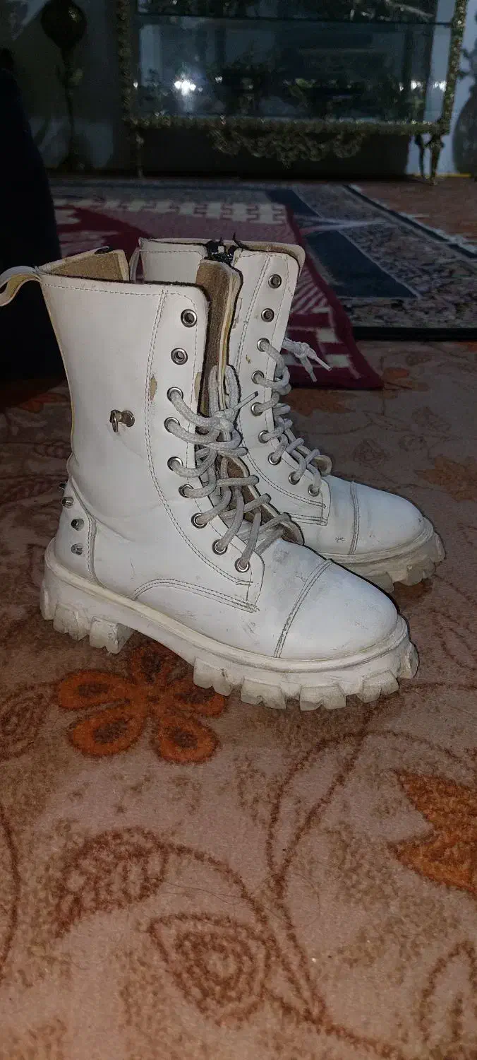 کفش پوتینی ۳۶|کیف، کفش، کمربند|قم, شاه ابراهیم|دیوار