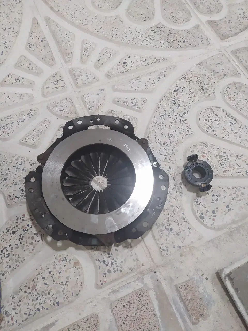 دیسک پژو  و بلبرینگ|قطعات یدکی و لوازم جانبی|کرمانشاه, |دیوار