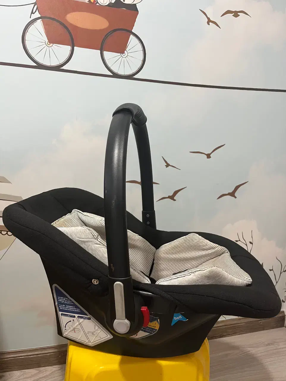 کریر|کالسکه و لوازم جانبی|بندر انزلی, آذربایجان|دیوار