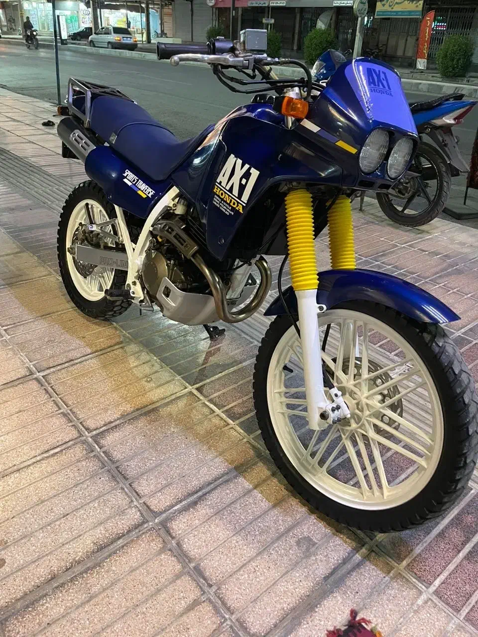 اکسوان|موتورسیکلت|بندر گناوه, |دیوار