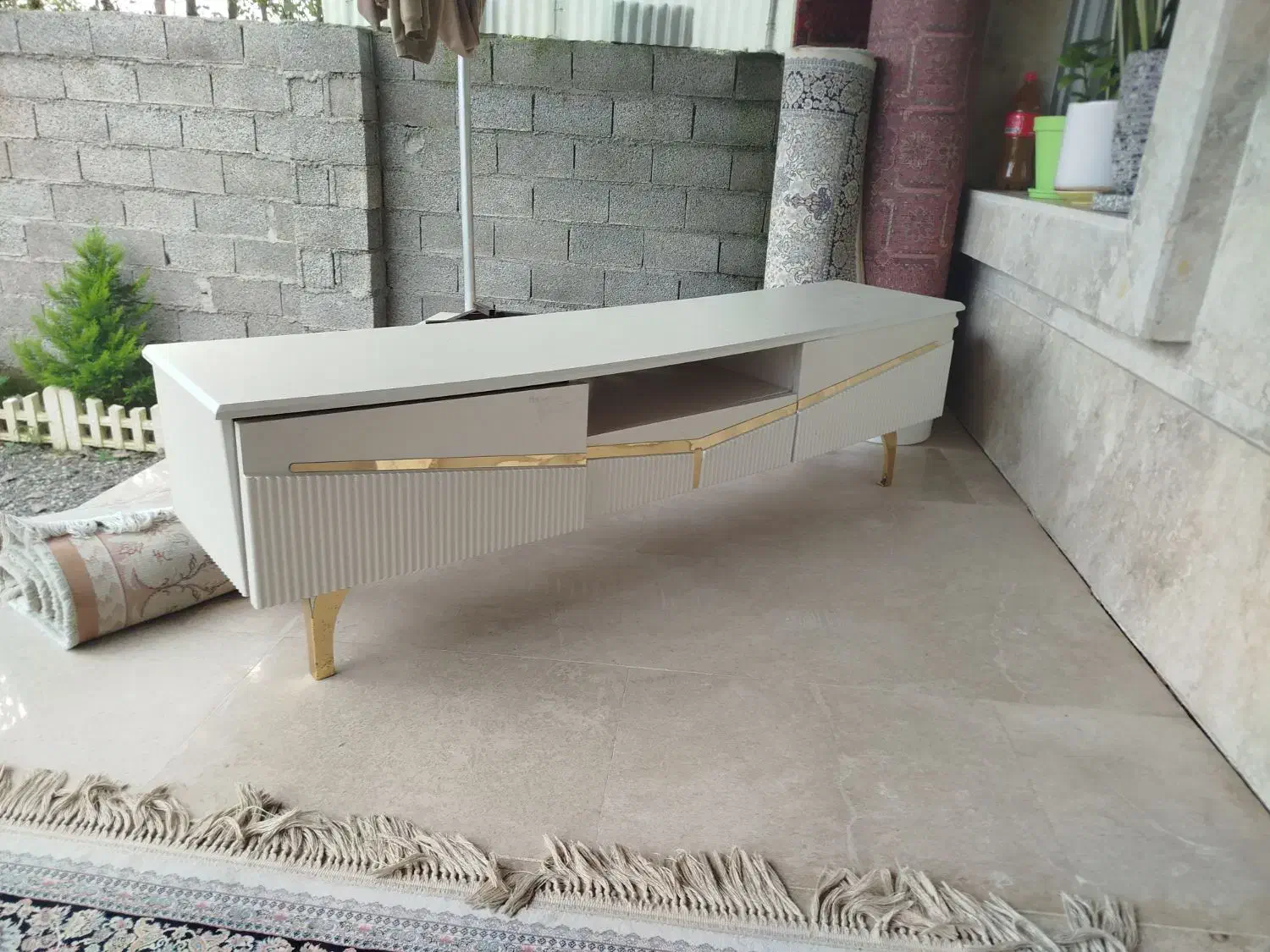 میز تلویزیون و کمد بچه|میز تلویزیون|خمام, |دیوار