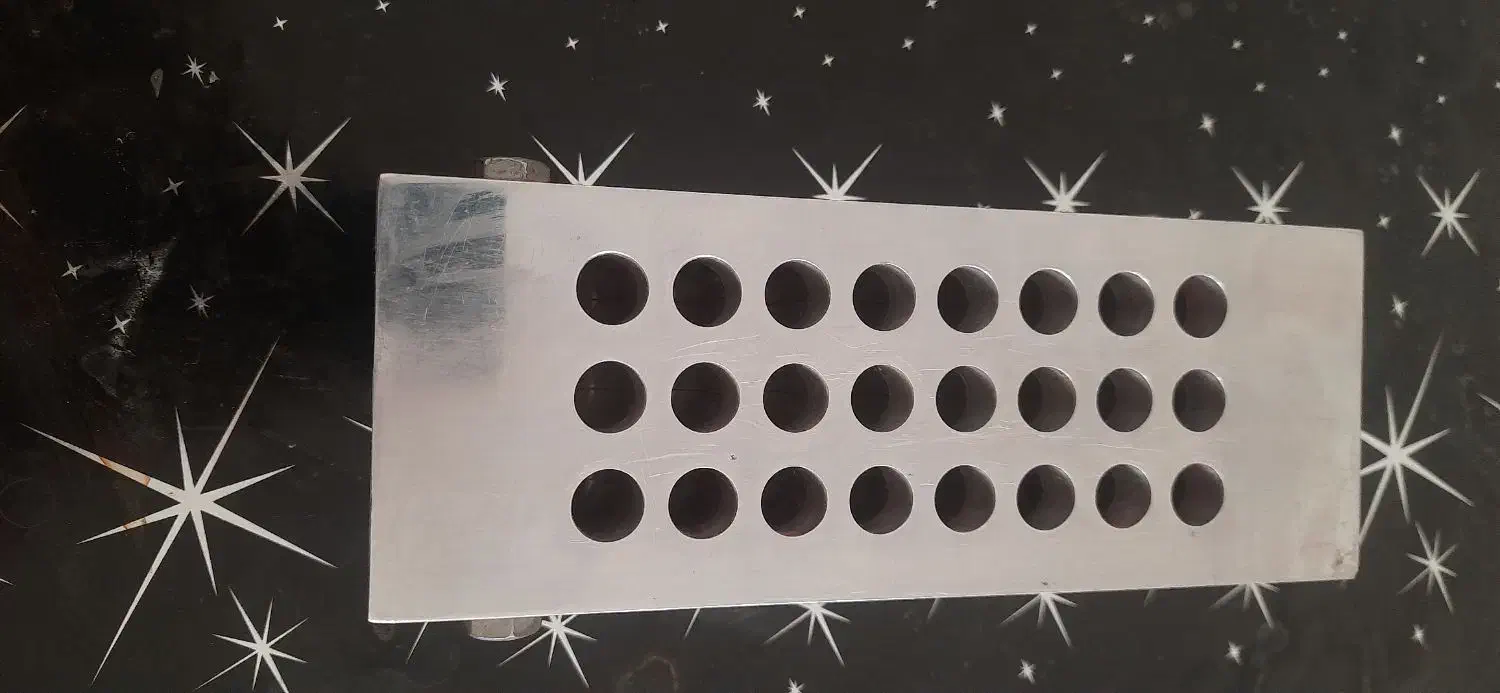 قالب رژ سازی|آرایشی، بهداشتی، درمانی|شهر بابک, |دیوار