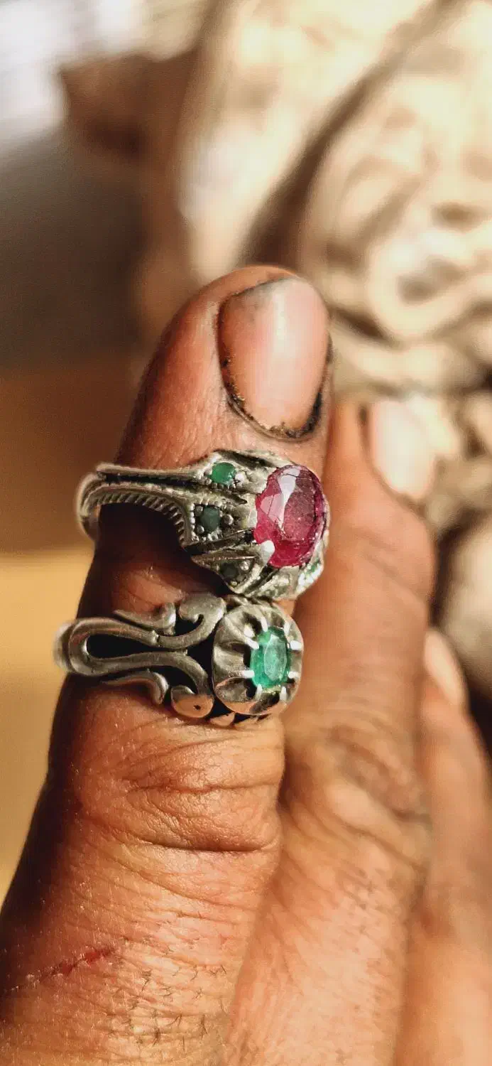 انگشتر یاقوت وزمرد|جواهرات|خمینی‌شهر, |دیوار