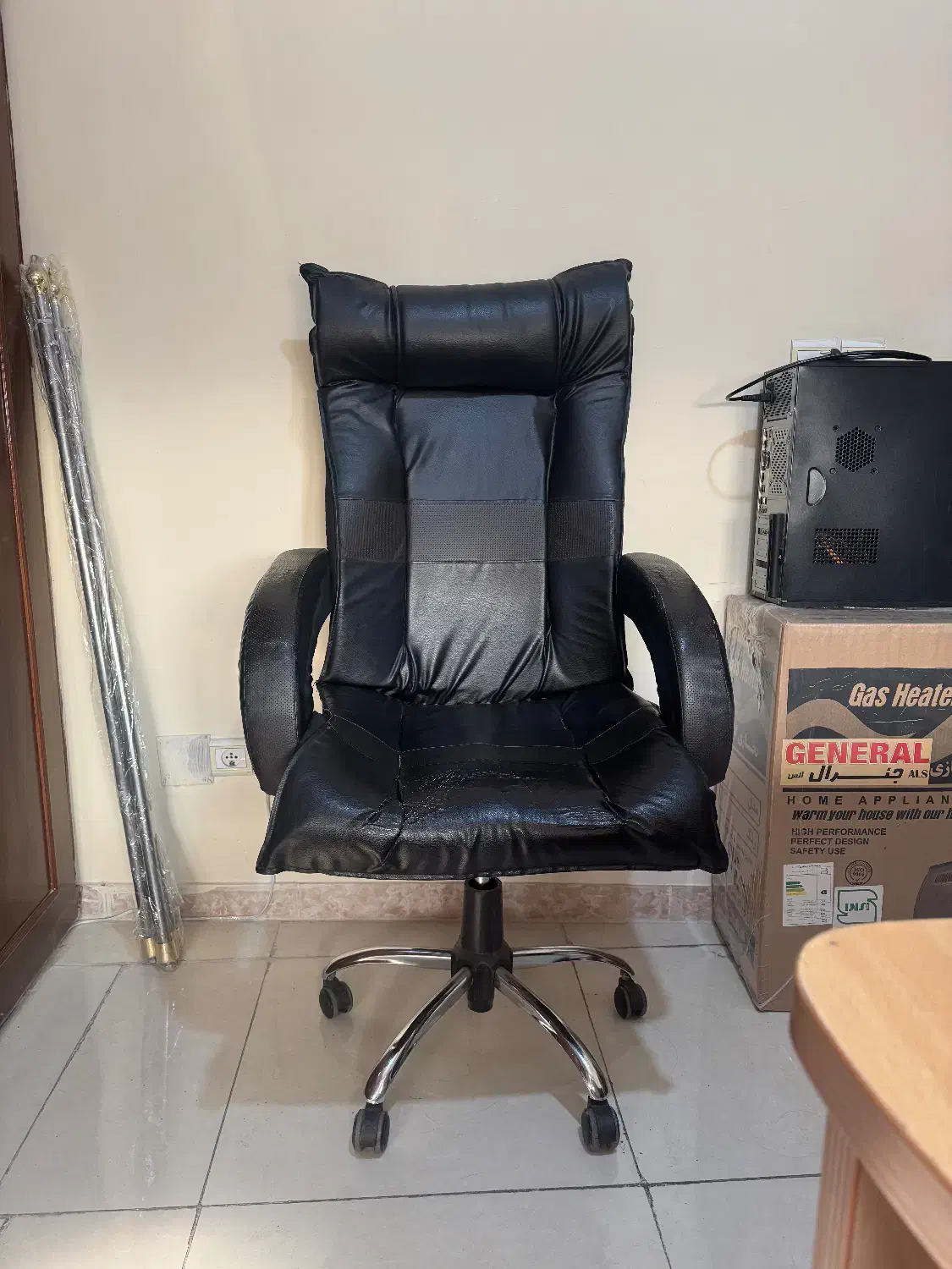 صندلی گردان مدیریتی|صندلی و نیمکت|تبریز, |دیوار