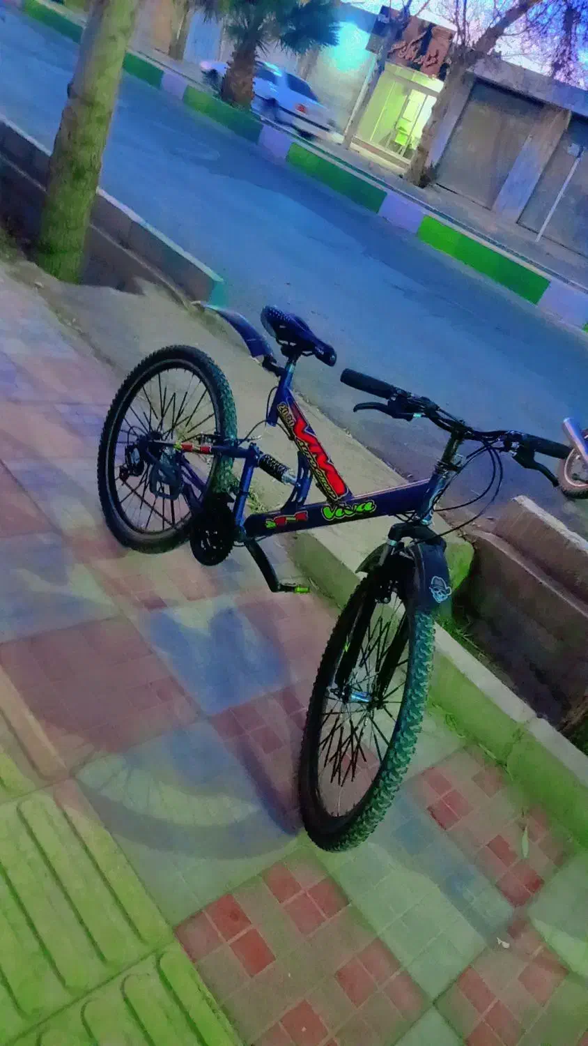 دوچرخه اسپرت و تمیز|دوچرخه، اسکیت، اسکوتر|نجفآباد, قلعه سفید|دیوار