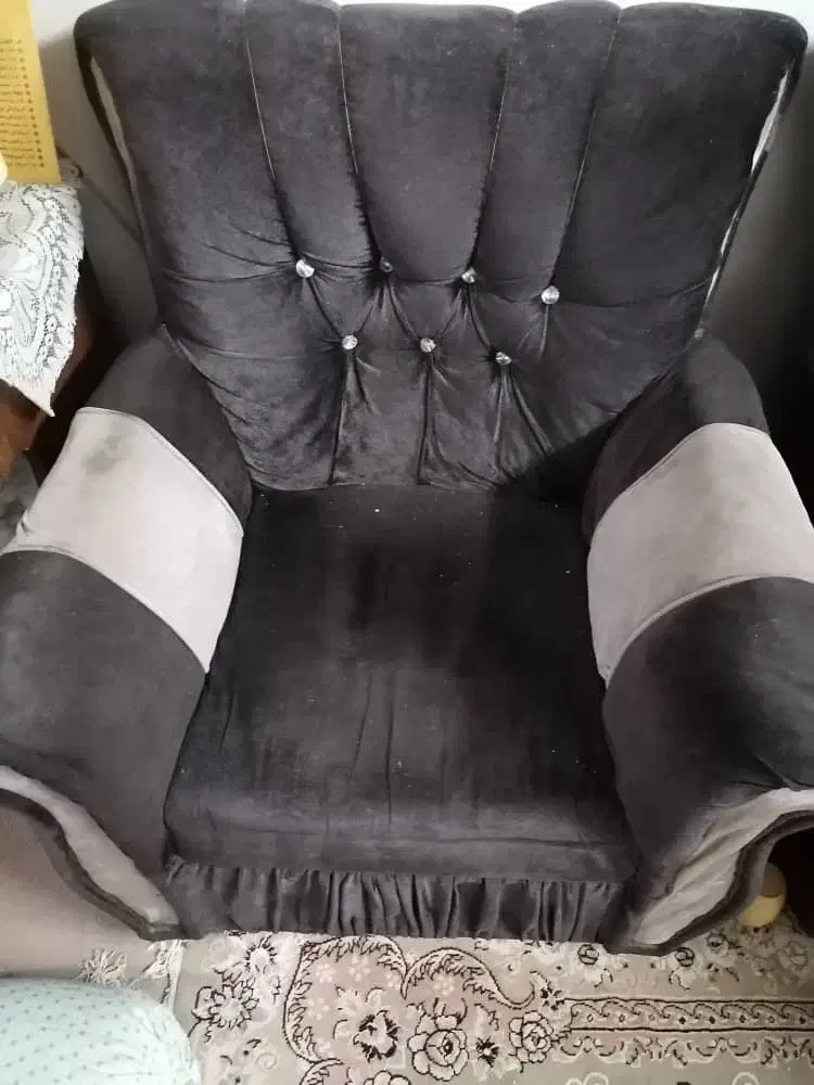 مبل 7 نفره|مبلمان خانگی و میز عسلی|رشت, چمارسرا|دیوار