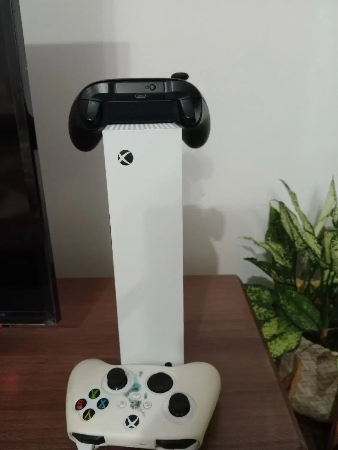 xbox sereis s|کنسول، بازی ویدئویی و آنلاین|رشت, آب و برق|دیوار