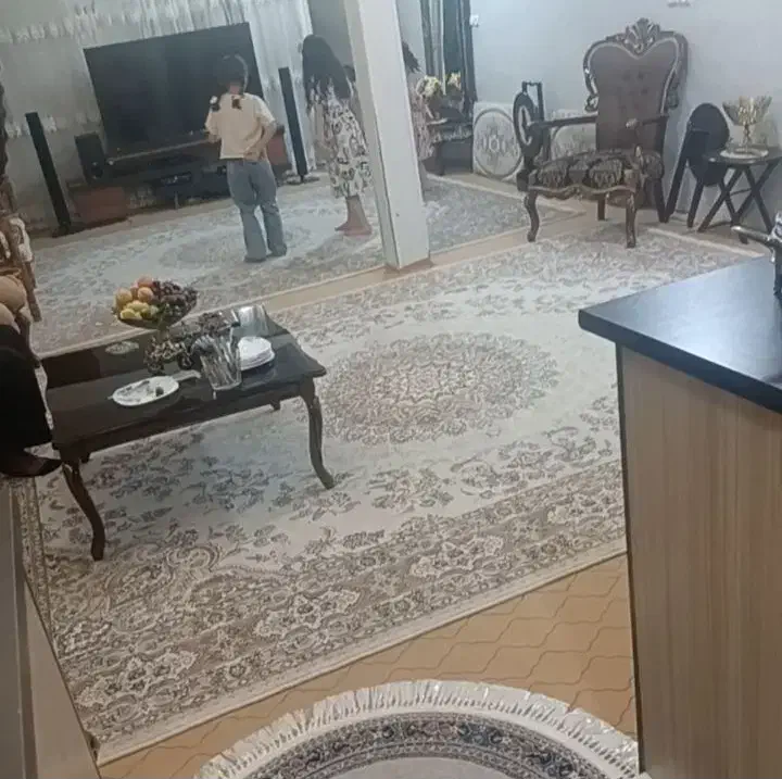 فرش ۱۲ متری ۲ تخته ۷۰۰ شانه|فرش|قدس, شهر‌قدس|دیوار