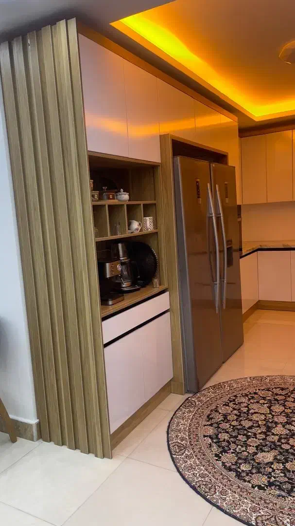 به یه همکار نیمه ماهر جهت کار کابینت سازی|استخدام معماری، عمران و ساختمانی|آمل, |دیوار