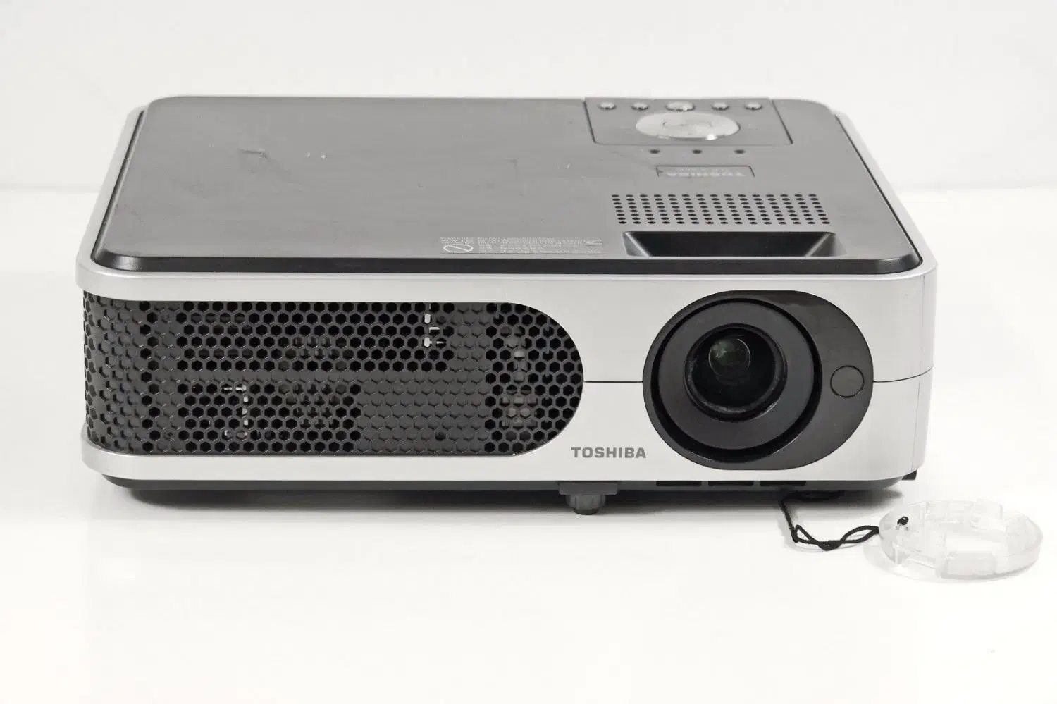 ویدئو پروژکتور توشیبا  X2000edu|تلویزیون و پروژکتور|یزد, |دیوار